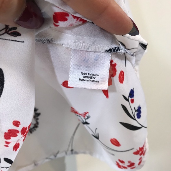 π«SOLDπ«A.N.A. Floral Choker Bell Sleeve Blouse - Picture 6 of 6